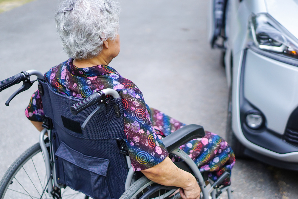 Common Transportation Issues for Seniors and Physically Challenged