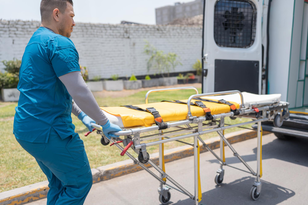 The Perks of Using a Stretcher Transportation Service