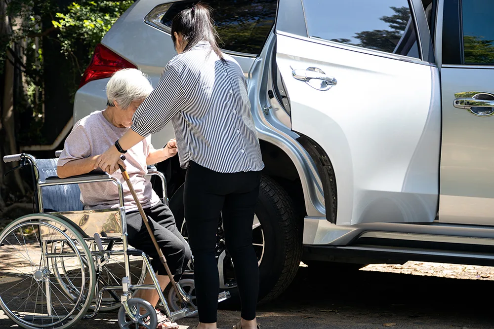 Essential Wheelchair Etiquette and Caregiver Guidance